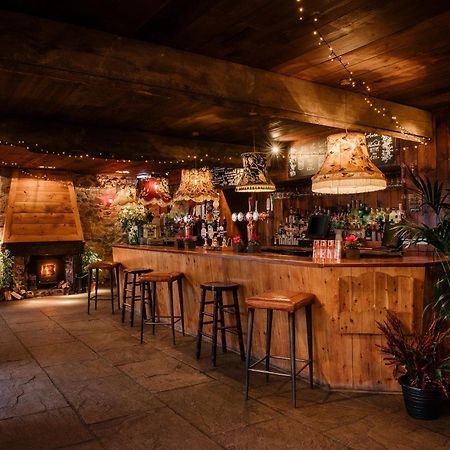Отель The Joiners Arms Chathill Экстерьер фото