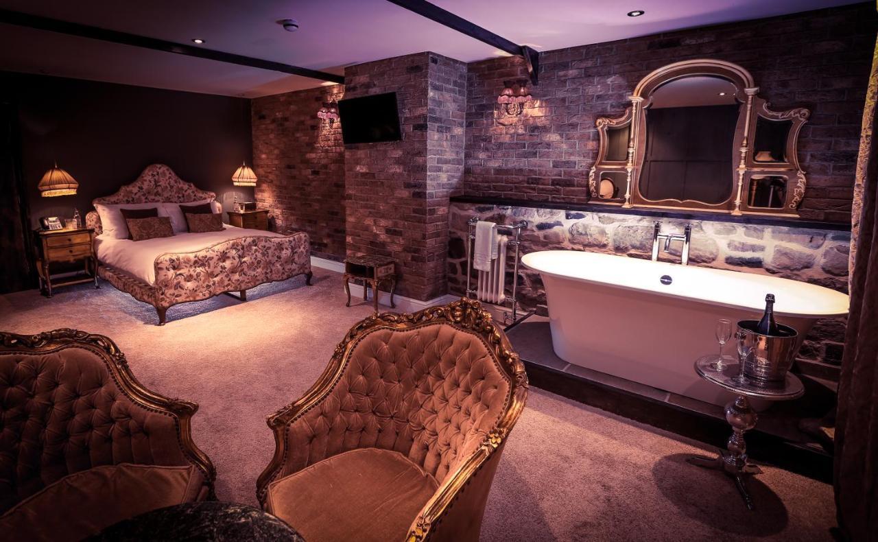 Отель The Joiners Arms Chathill Экстерьер фото